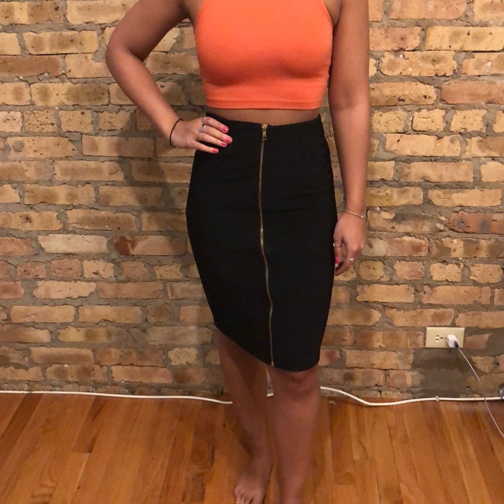 Black midi skirt